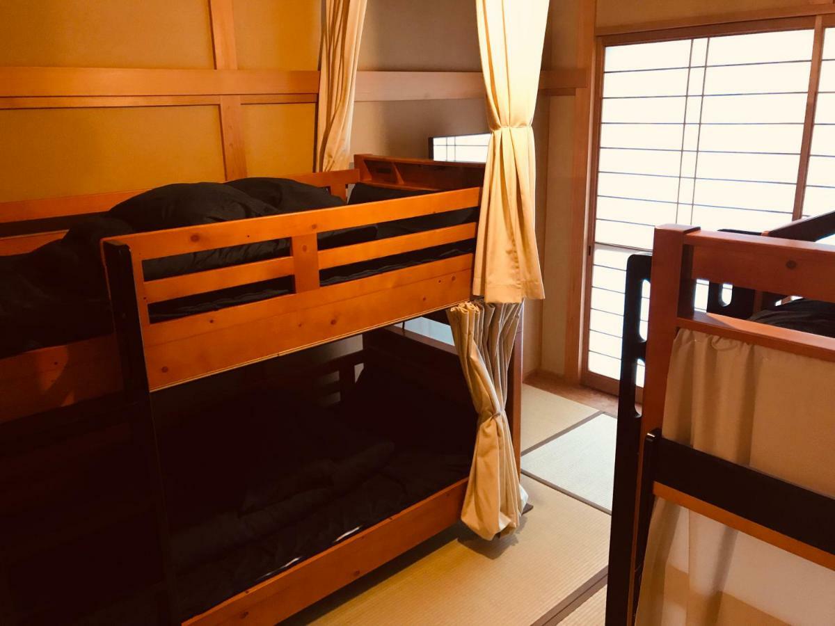 Ropeway St. Guesthouse Matsuyama (Ehime) Exterior foto